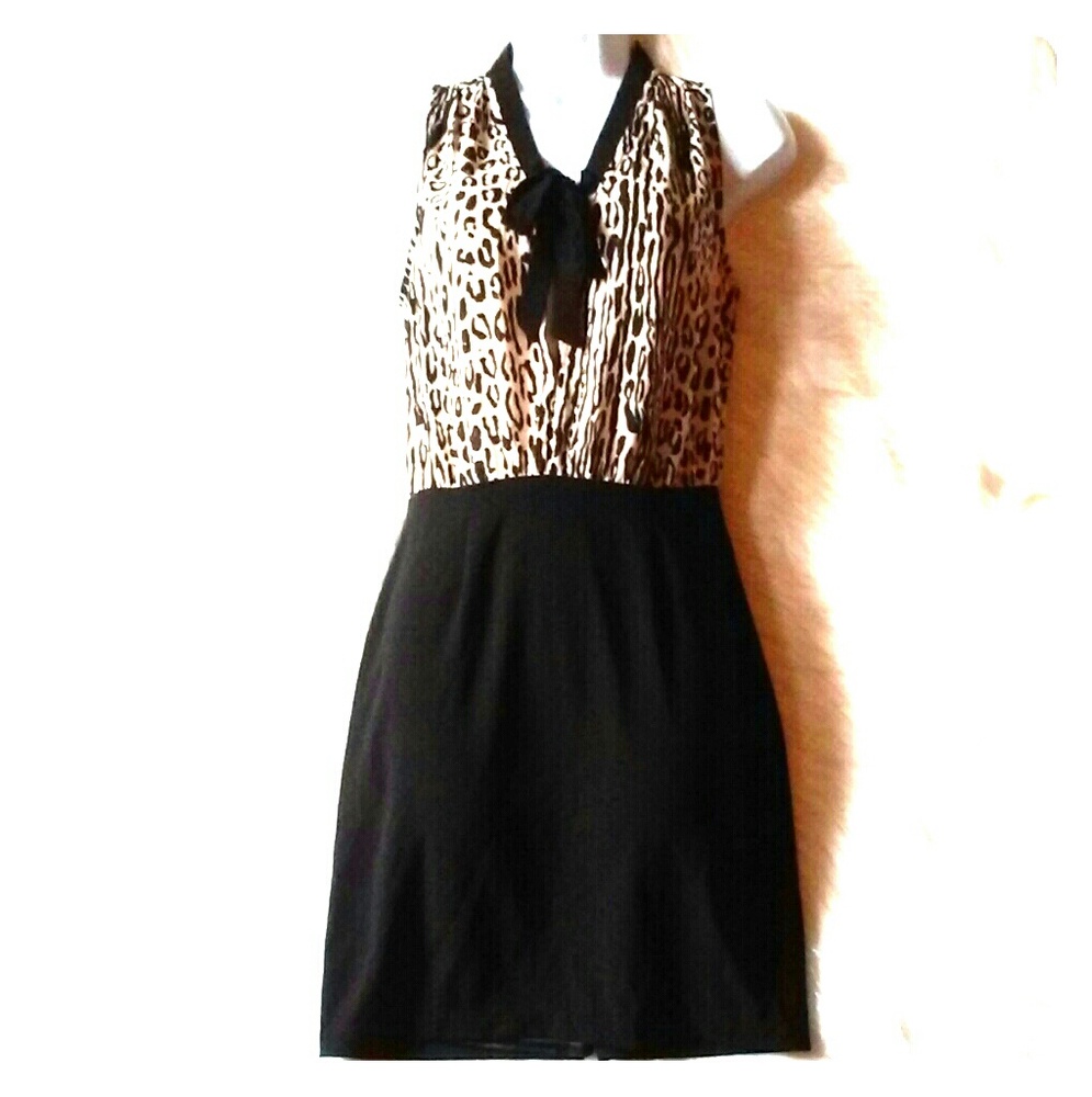 LEOPARD MIDI DRESS Size Small